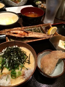わっしょい とろろ飯定食 700円
