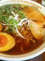 ラーメン(550円)