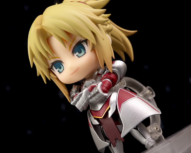 ねんどろいど “赤”のセイバー モードレッド レビュー : はっちゃか