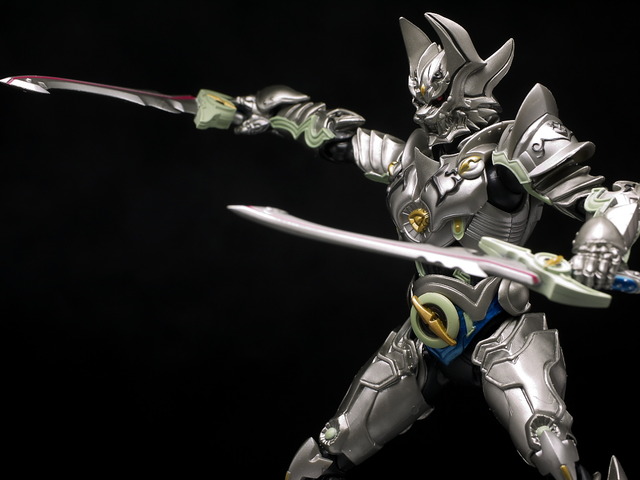 新品未開封　真骨彫製法 S.H. Figuarts 牙狼 銀牙騎士　ゼロ　絶狼 S.H.Figuarts（真骨彫製法） 銀牙騎士ゼロ | 牙狼＜GARO