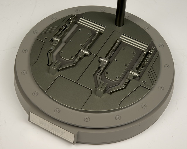 P00_8251