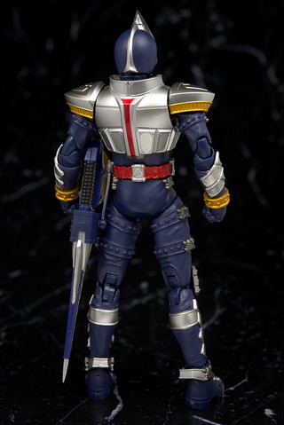 フィギュアーツ 仮面ライダーブレイド