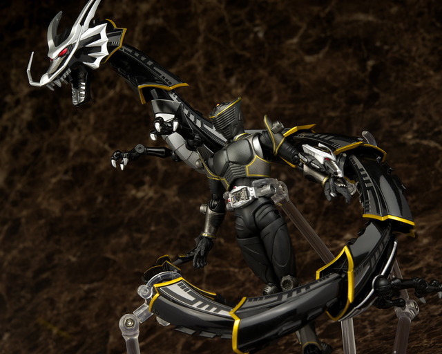 SHF リュウガ レビュー