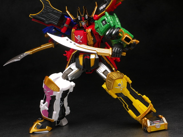 スーパーロボット超合金 ゴーカイオー ゴーカイジャー Amazon.co.jp: TAMASHII NATIONS スーパーロボット超合金