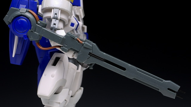 P2580244