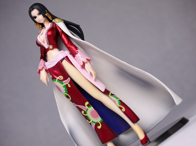 ワンピース フィギュアーツZERO ボアハンコック Amazon.co.jp: TAMASHII NATIONS フィギュアーツZERO ボア