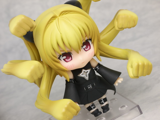 ねんどろいど 金色の闇 レビュー : はっちゃか
