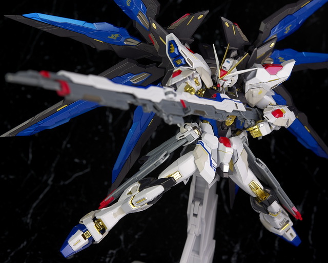 METAL BUILD ストライクフリーダムガンダム レビュー : はっちゃか