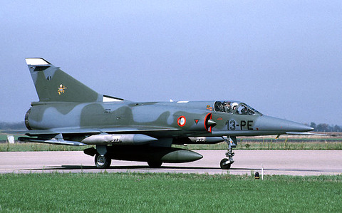 Mirage_5F_(13143734505)