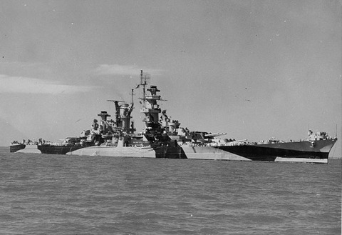 640px-USS_Alaska_(CB-1)_in_1944_(NH_97268)