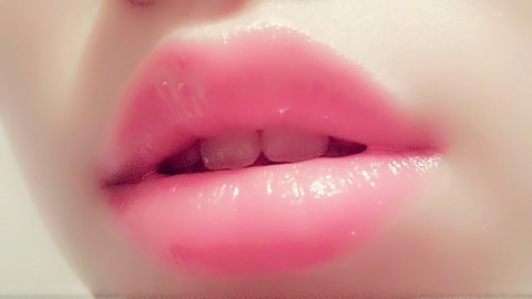 唇
