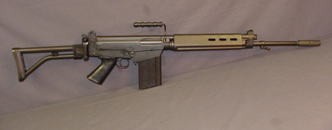 Un_FN_FAL_version_Para