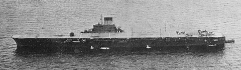 Japanese_aircraft_carrier_Taiho_02