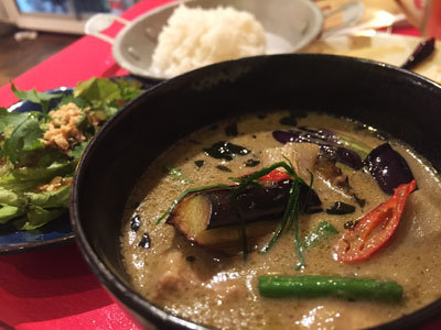 姫路 のれん街 タイ屋台 玲 グリーンカレー