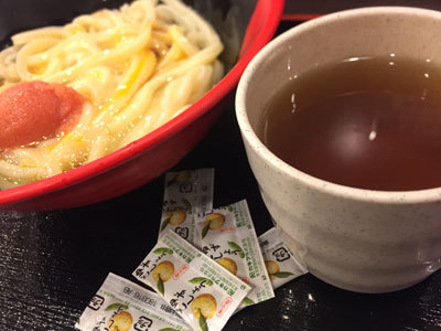 姫路 釜揚げうどん 伊予製麺 出汁