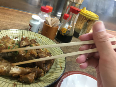 まぁころ 余所行きの箸の持ち方
