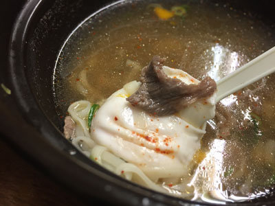 明石 立呑み 呑べえ 肉吸い 卵