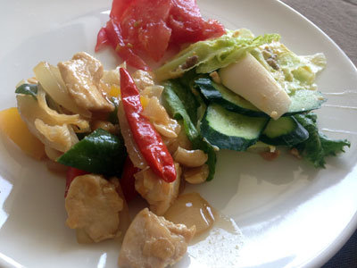 姫路 ラオス食堂 鶏肉カシューナッツ炒め