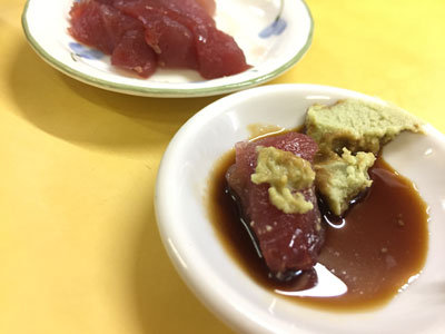 神戸 元町 立呑み 赤松酒店 マグロ刺身