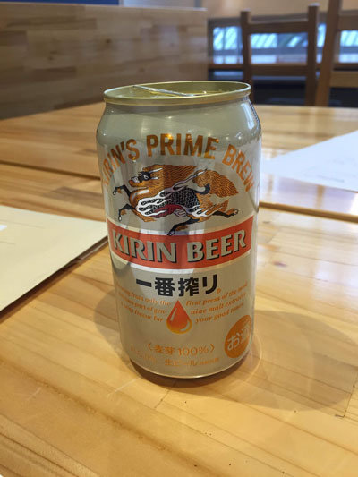 昼下がり 打合せ 缶ビール