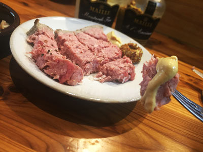 神戸 西元町 マメナカネ惣菜店 パテ ド カンパーニュ