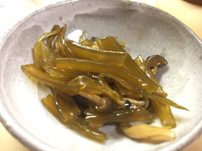 明石 立呑み 呑べえ 茎わかめ