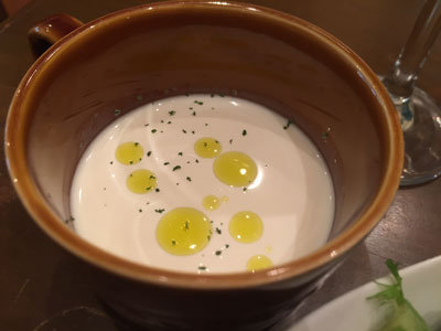 神戸 元町 ちーず屋 スープ