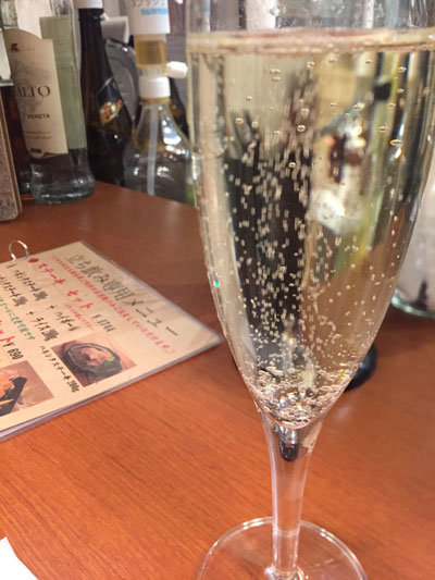 明石 ステーキ酒場 MORISHIN スパークリング