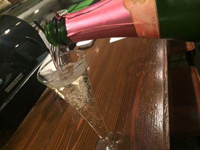 姫路 イタリアン BAR mariamaria スパークリングワイン