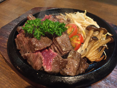 姫路 肉 チーズバル TSUMUGIYA 但馬牛ステーキ