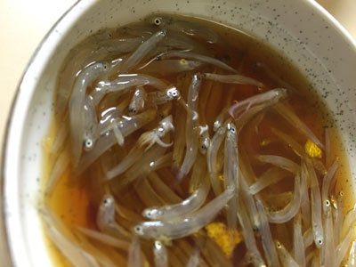 明石 立吞み 吞べえ 生しらす