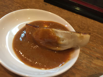 神戸 元祖 ぎょうざ苑 味噌ダレ
