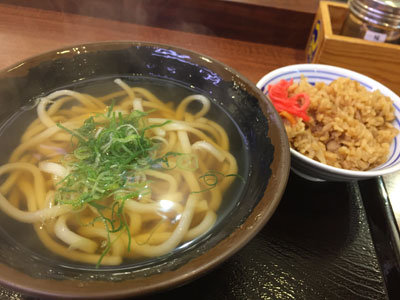 姫路 うどん つるまる饂飩 朝食セット