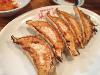 姫路 立呑み 英洋軒 餃子