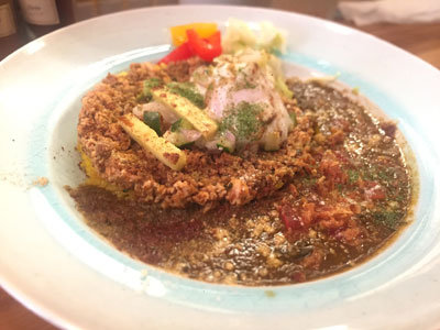 神戸 垂水 カレーとうつわ ころは キーマスペシャル