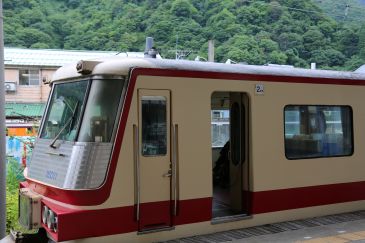 富山地方鉄道