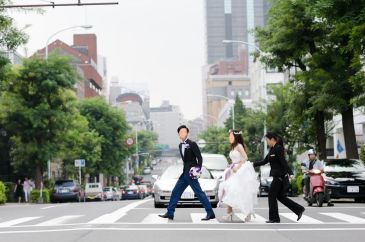 新郎タキシード写真