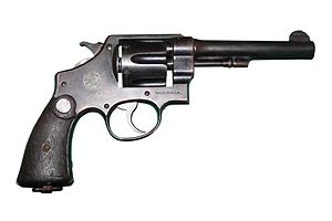 300px-Smith-et-Wesson-1917-p1030108