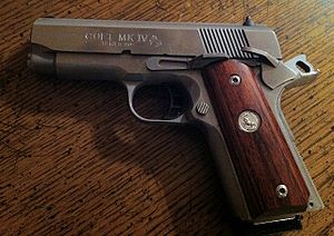 300px-Colt_Officers_Model