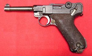 300px-DWM_4_inch_Navy_Luger_859