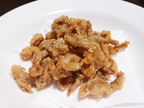 鳥皮唐揚げ のコピー