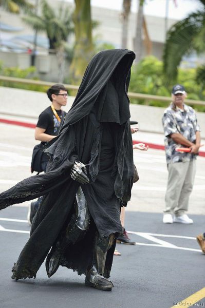inventive_costume_collection_640_95