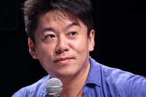 horie-takafumi2-1-300x199