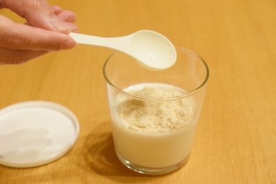 牛乳にスプーン3杯