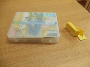 仕切りケース
