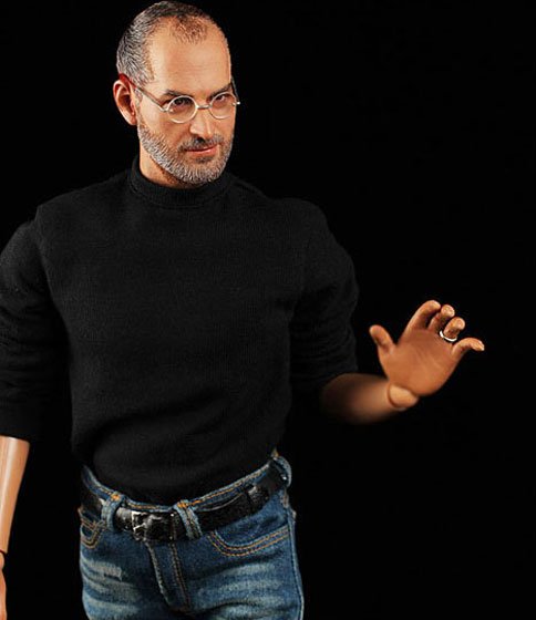steve-jobs-action-figure-02