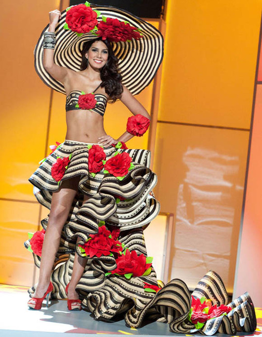 27-Miss-Universe-Colombia-2011-Catalina-Robayo
