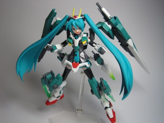 100816mikug1-thumb-640x480-21909