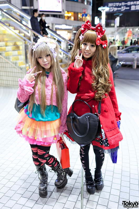 Shibuya-Lolita-Girls-2012-02-10-G3882