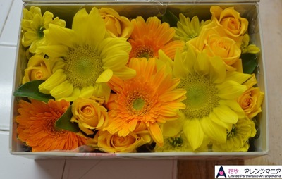 沖縄の花屋　ボックスフラワー・ボックスアレンジ